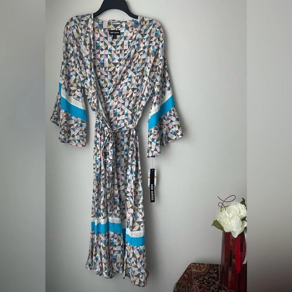 Room Service Gray Geometric Multi-Color Robe Size Small/Medium - Picture 5 of 7